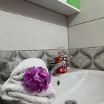 Renato Apartman *