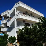 Apartman Renato *