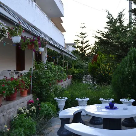 Renato * Εξαμίλιο