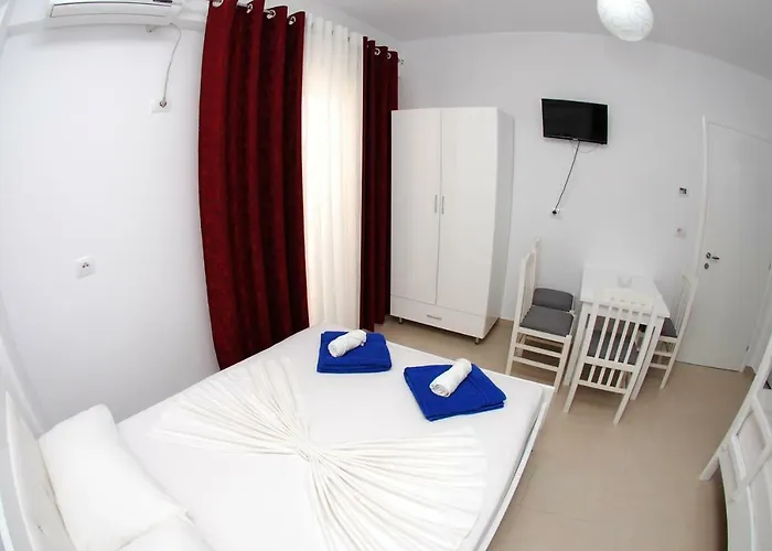 Renato Appartement Ksamil