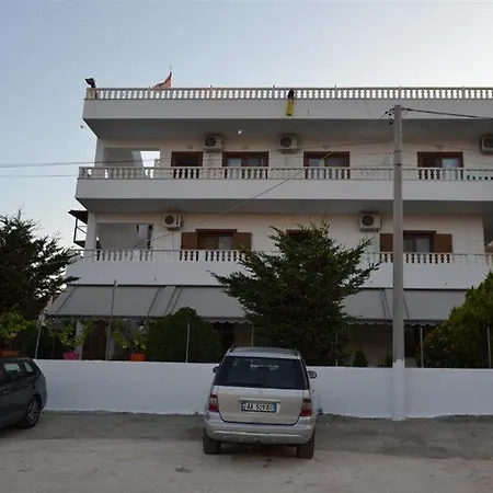 Renato Appartement Ksamil