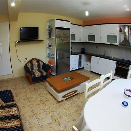 Renato Apartmán *