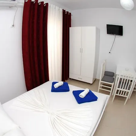 Renato Appartement Ksamil